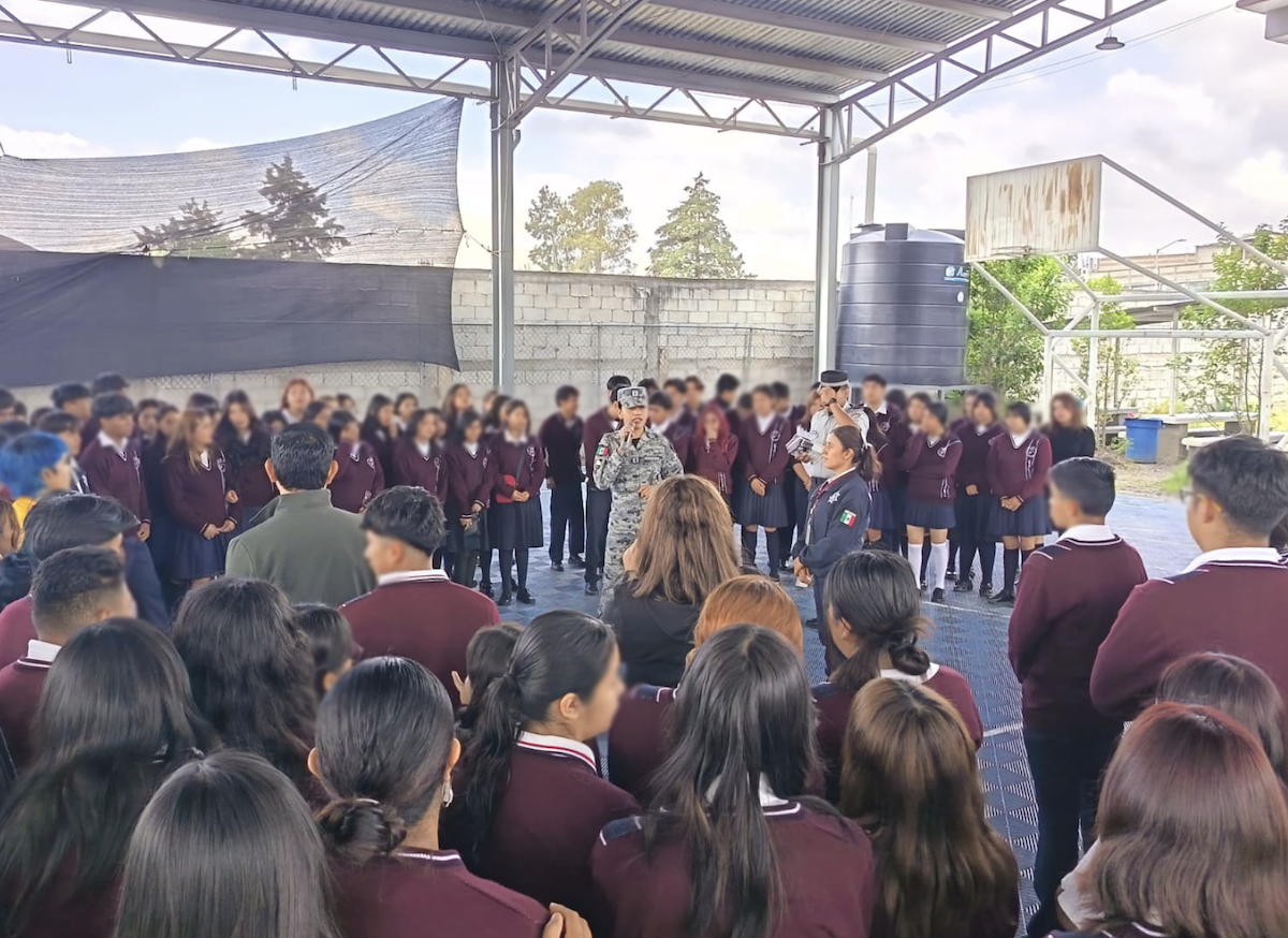 Acerca Guardia Nacional acciones preventivas a estudiantes del Bachillerato Citlaltépetl